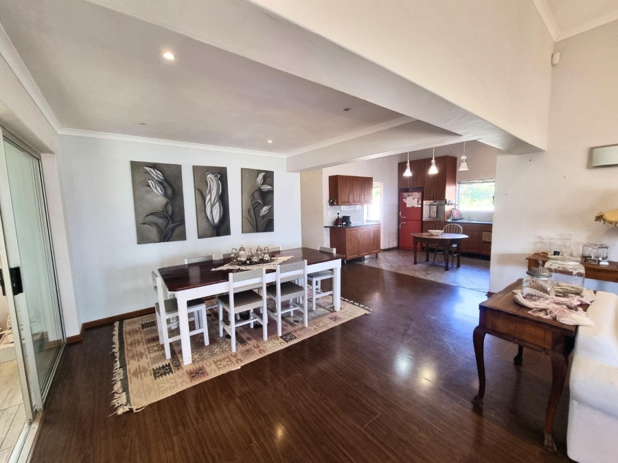 3 Bedroom Property for Sale in Sandbaai Western Cape